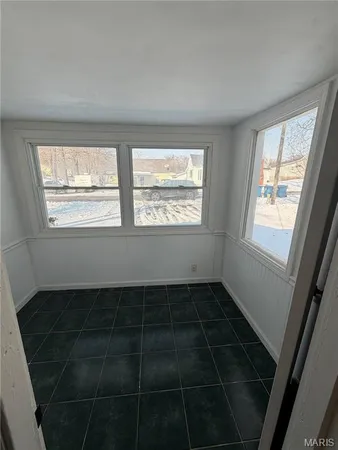 $99,000 | 811 2nd Street West, Scott City, MO 63780