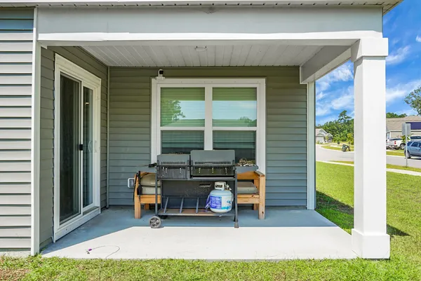 $330,000 | 500 Shady Maple Street, Moncks Corner, SC 29461