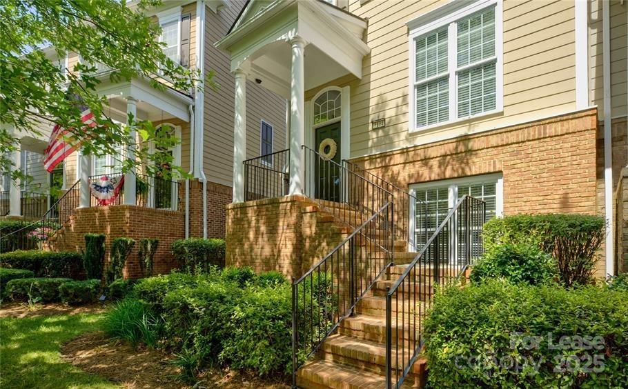 1104 Drayton Court Fort Mill, SC 29708 - Photo 2 of 20