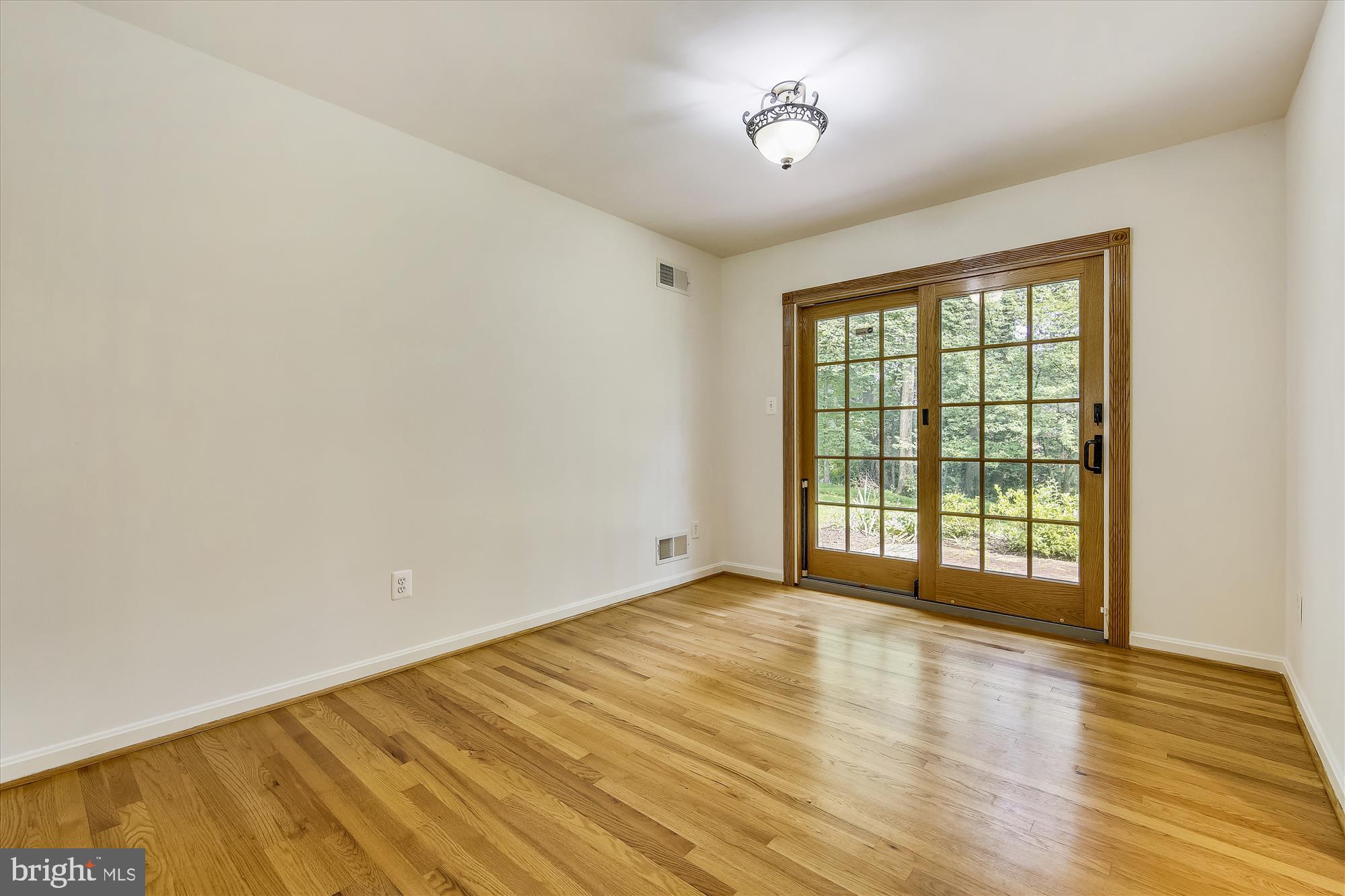 12907 Stonecrest Drive Silver Spring, MD 20904 - Photo 11 of 56