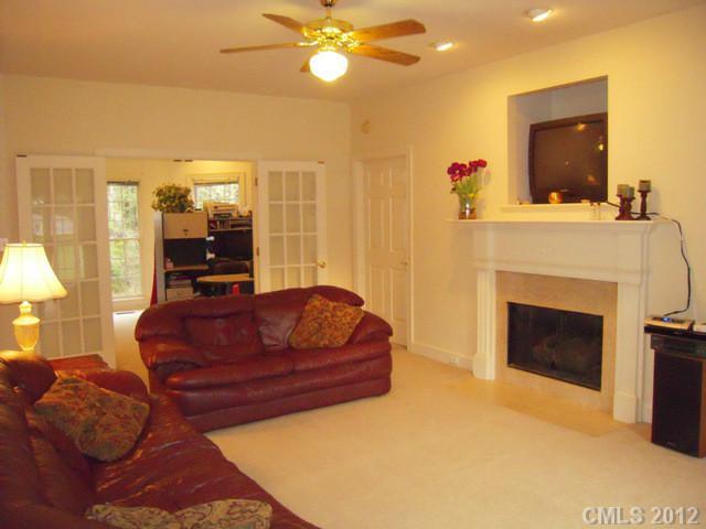 7037 Potter Road Matthews, NC 28104 - Photo 6 of 16 Gallery Image 6