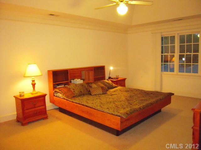 7037 Potter Road Matthews, NC 28104 - Photo 10 of 16 Gallery Image 10