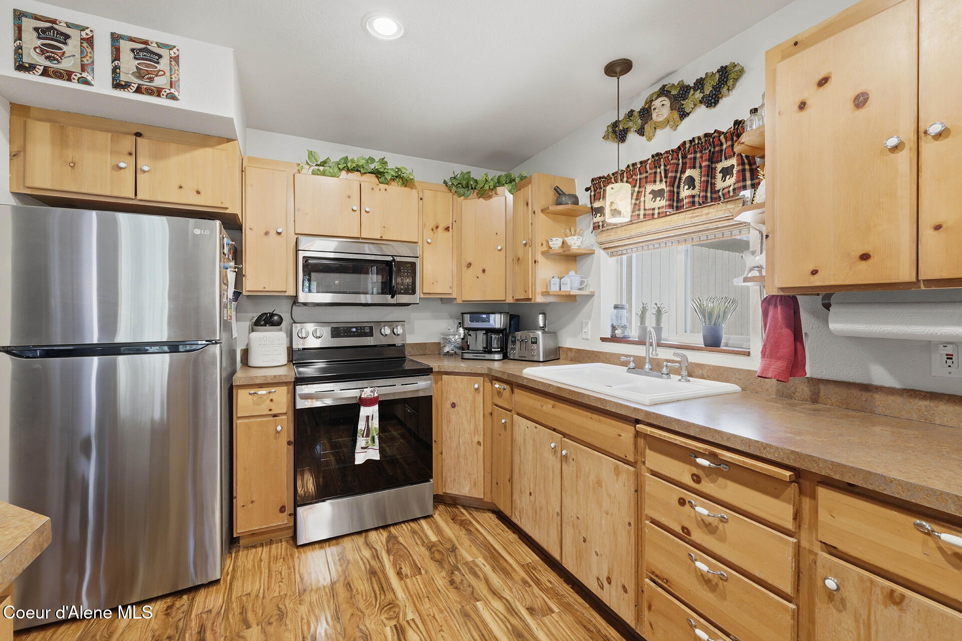 8484 East Scenic Bay Road Coeur D'Alene, ID 83814 - Photo 12 of 42 8484 E Scenic Bay Rd-11