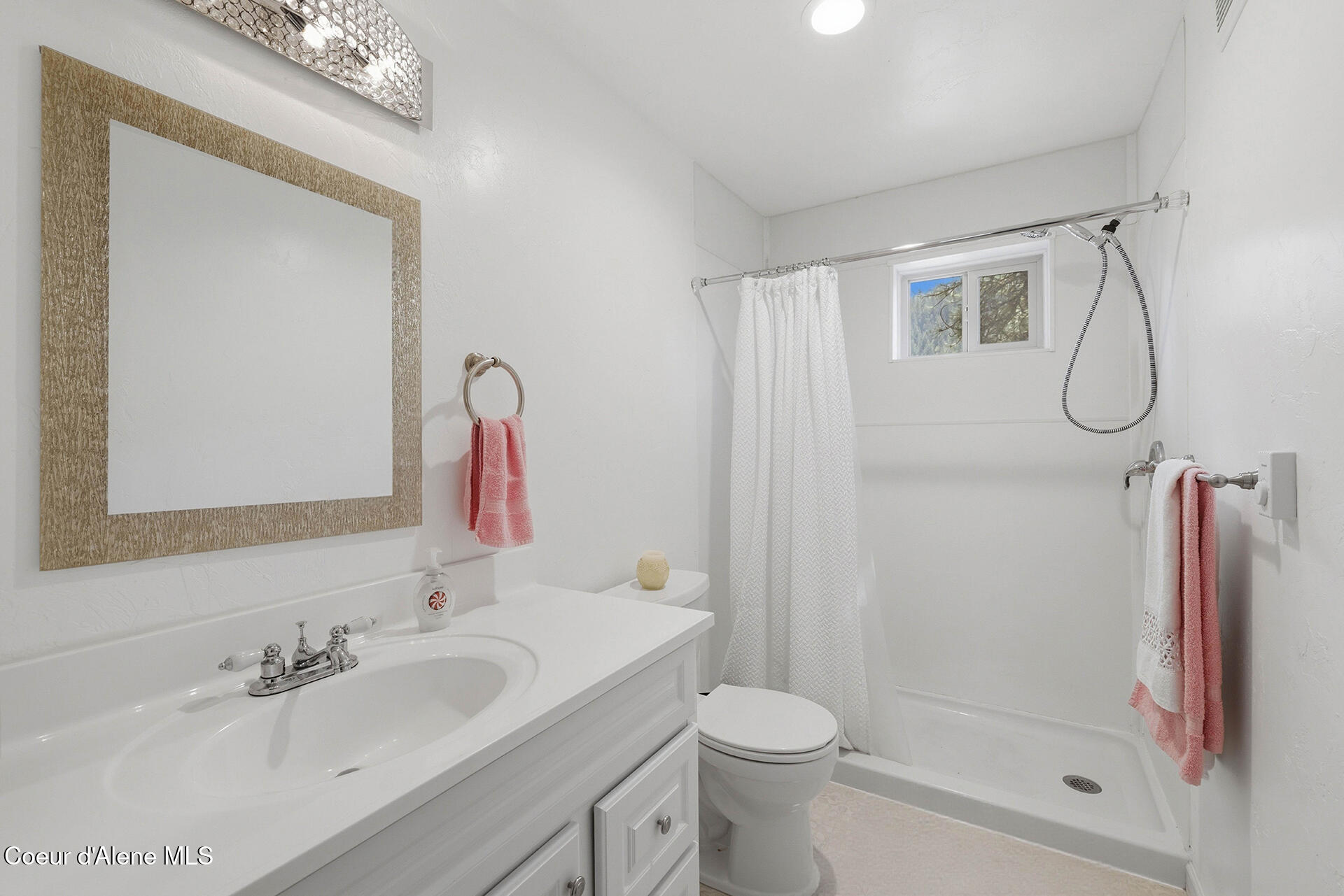 8484 East Scenic Bay Road Coeur D'Alene, ID 83814 - Photo 34 of 42 8484 E Scenic Bay Rd-37