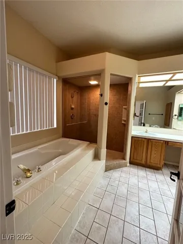 $2,535 | 7508 Orange Haze Way, Las Vegas, NV 89149