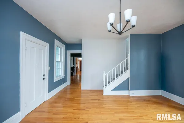 $279,900 | 805 South 5th Street, Pekin, IL 61554