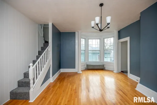 $279,900 | 805 South 5th Street, Pekin, IL 61554