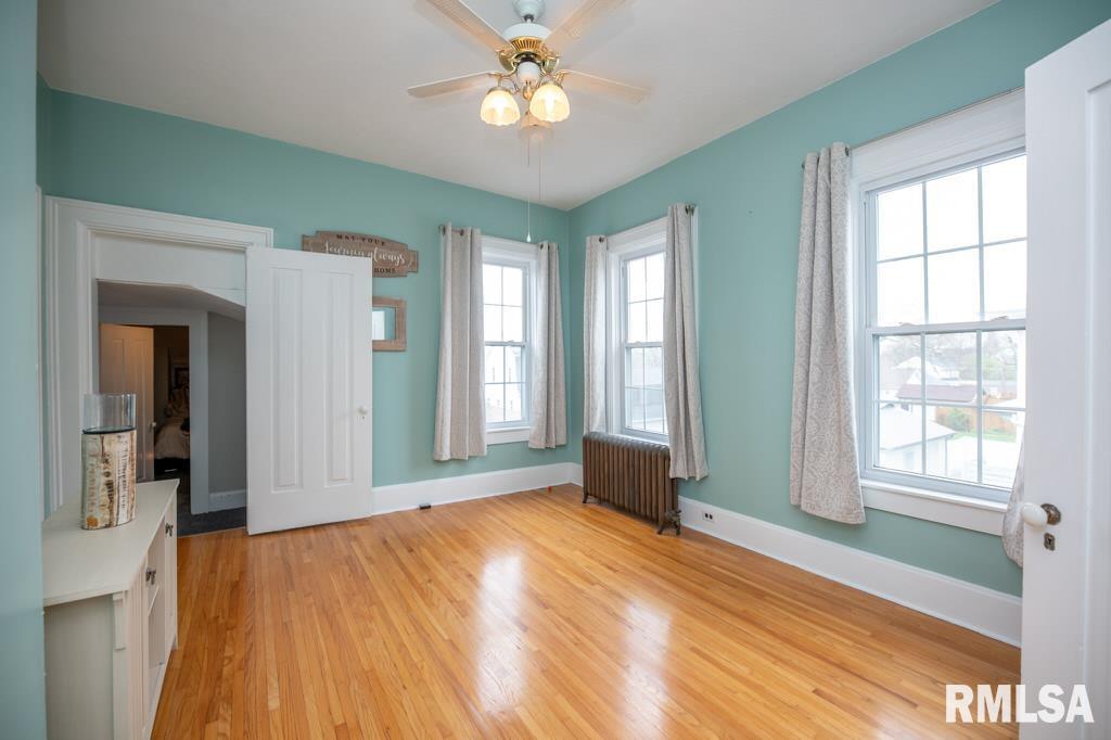 805 South 5th Street Pekin, IL 61554 - Photo 40 of 52