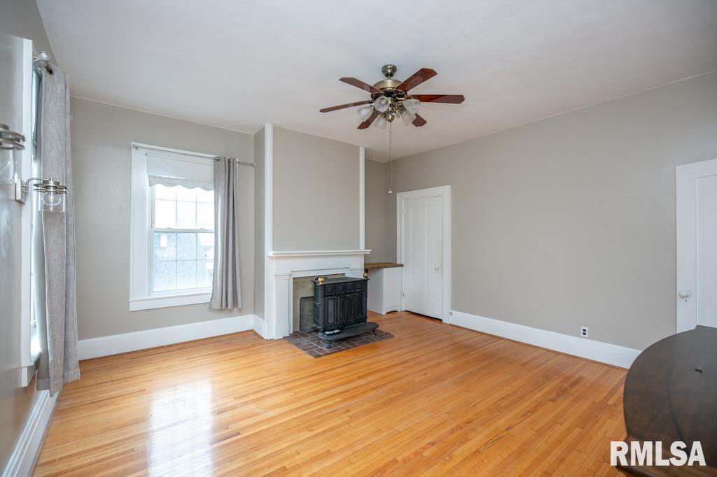 805 South 5th Street Pekin, IL 61554 - Photo 42 of 52