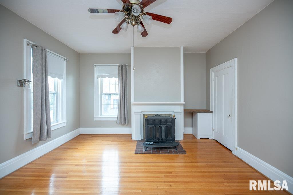 805 South 5th Street Pekin, IL 61554 - Photo 45 of 52