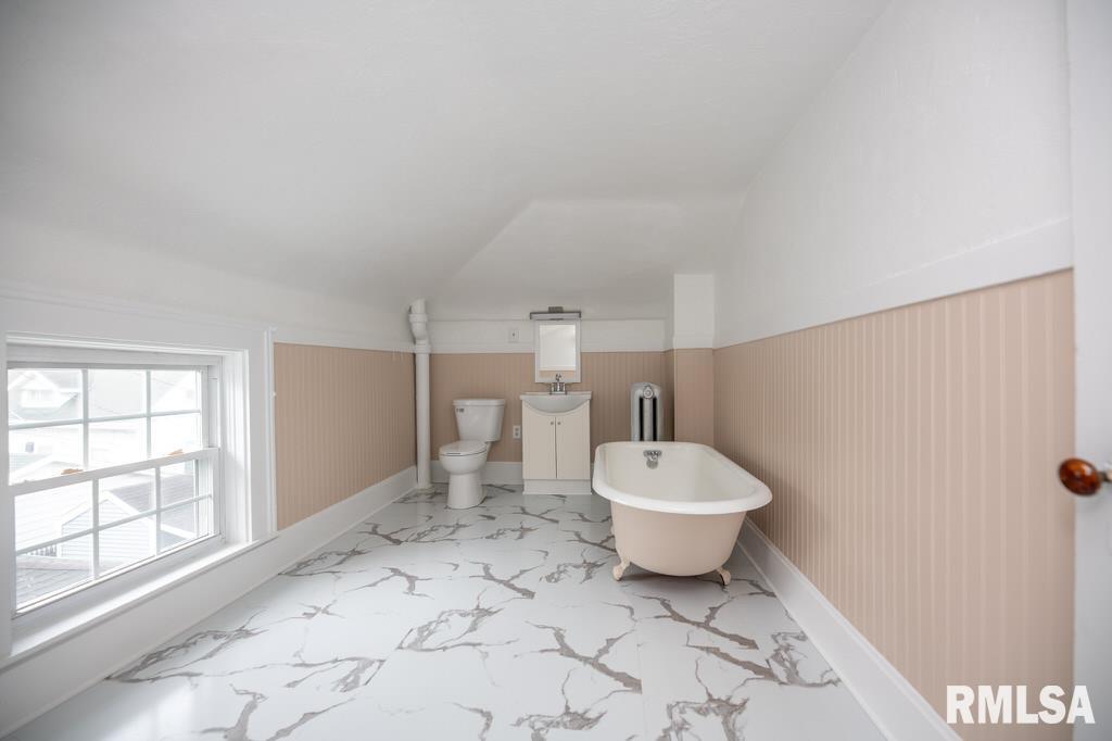 805 South 5th Street Pekin, IL 61554 - Photo 46 of 52