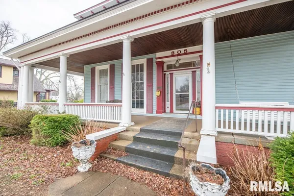 $279,900 | 805 South 5th Street, Pekin, IL 61554