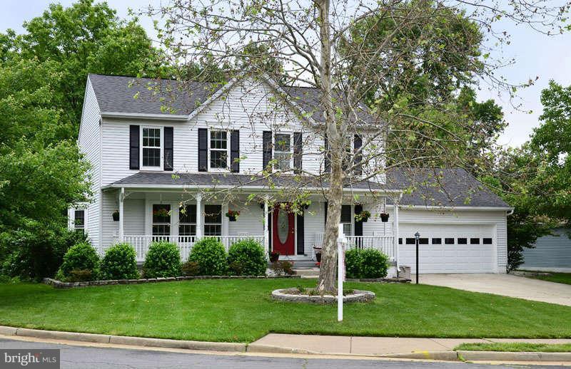 1929 Beech Road Sterling, VA 20164 - Photo 1 of 30 Exterior (Front)