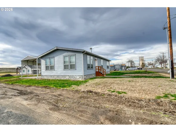 $288,000 | 105 Columbia Street, Helix, OR 97835