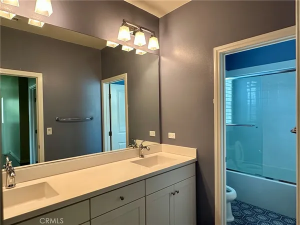 $5,000 | 111 Island Coral, Irvine, CA 92620