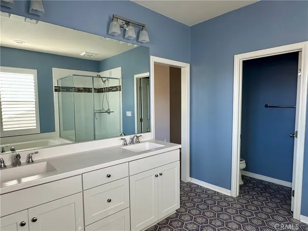 $5,000 | 111 Island Coral, Irvine, CA 92620