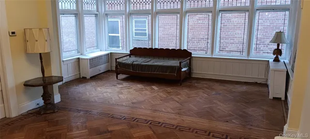 $5,000 | 84-36 Abingdon Road | Kew Gardens