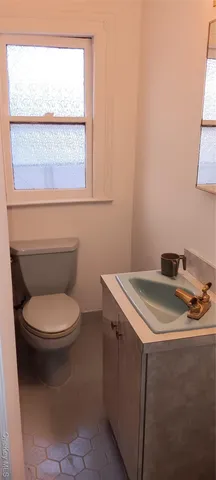 $5,000 | 84-36 Abingdon Road | Kew Gardens