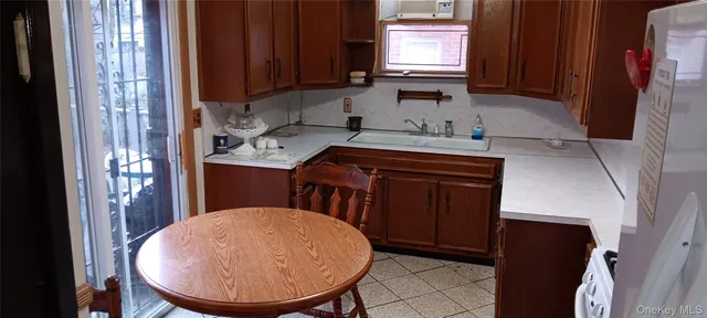 $5,000 | 84-36 Abingdon Road | Kew Gardens