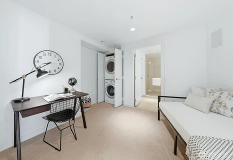 $868,000 | 10650 Northeast 9th Place, Unit 923, Bellevue, WA 98004