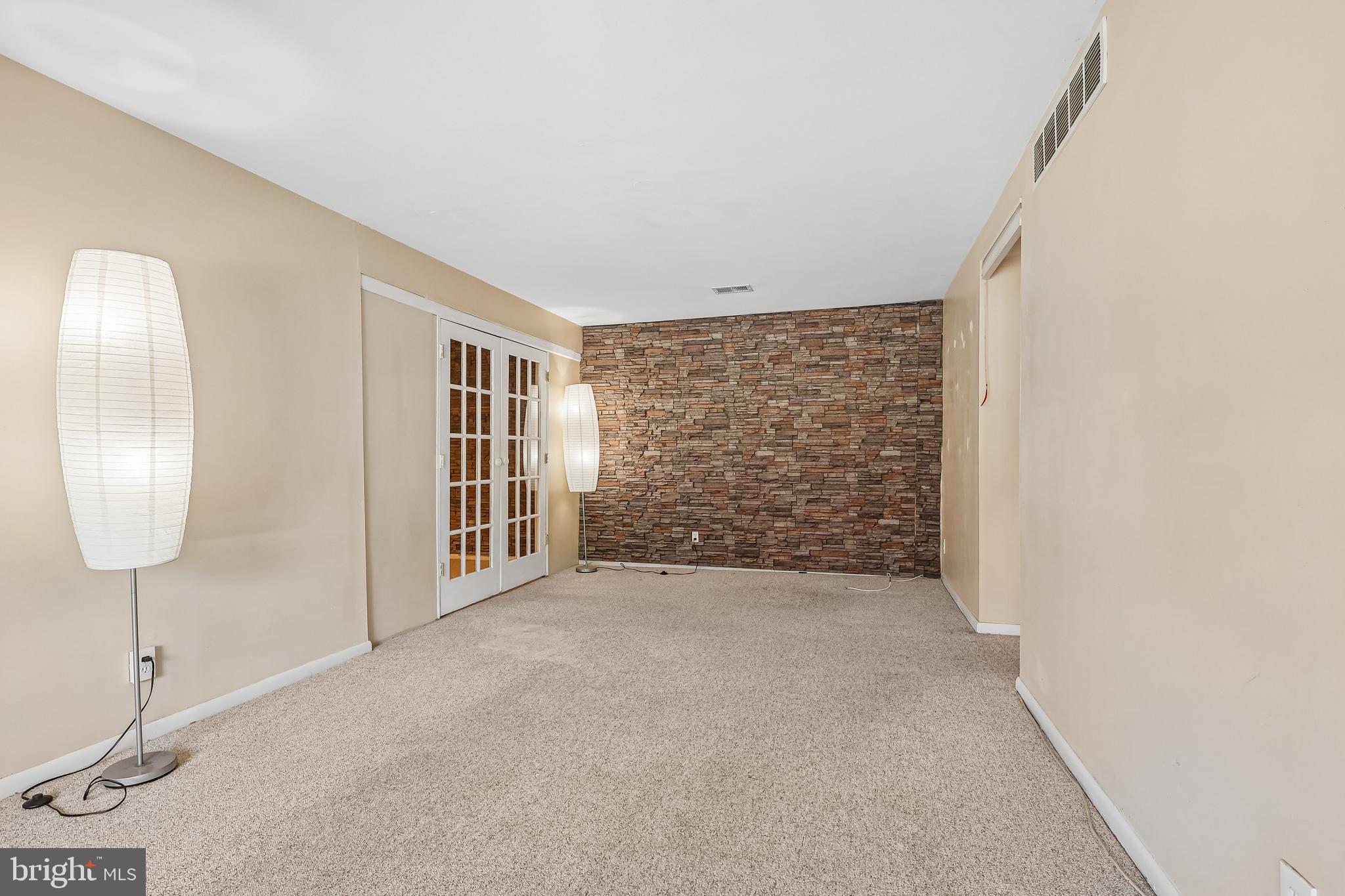 1475 Mt Holly Road, Unit G4 Edgewater Park, NJ 08010 - Photo 22 of 32 blank living room