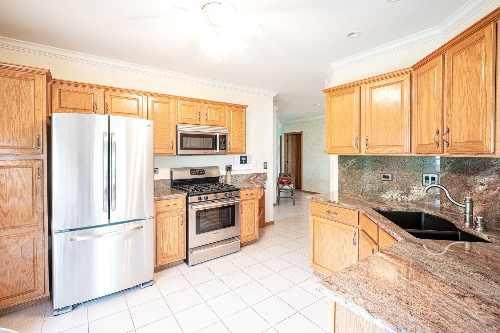 16844 South Sunset Ridge Court Lockport, IL 60441 - Photo 4 of 36 Gallery Image 4