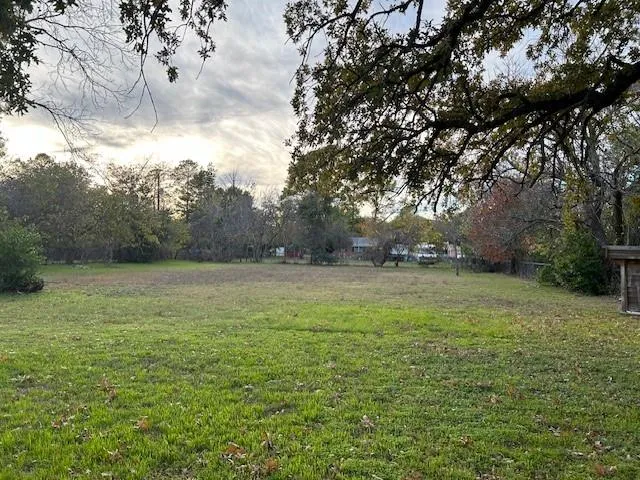 $1,550 | 1013 Red Oak Street, Azle, TX 76020