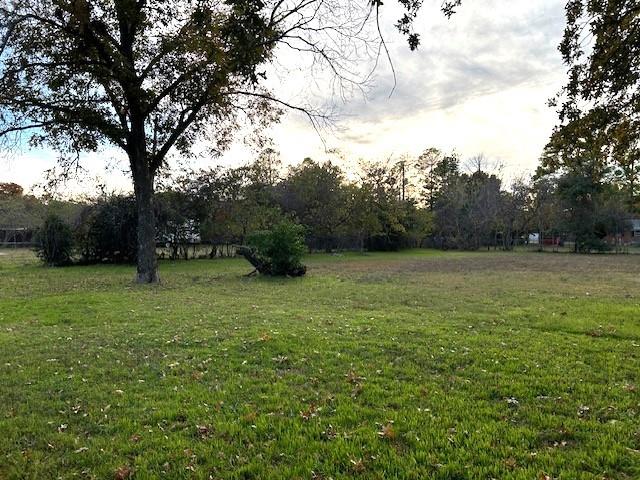 1013 Red Oak Street Azle, TX 76020 - Photo 13 of 16