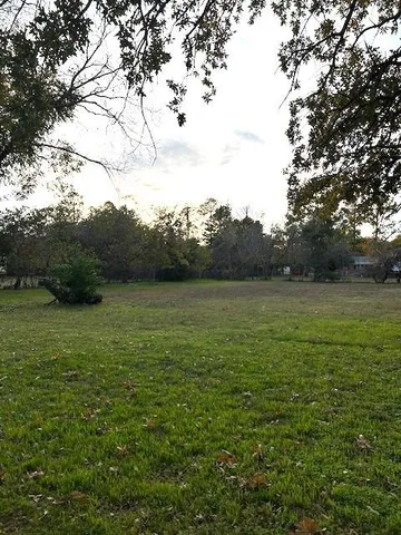 $1,550 | 1013 Red Oak Street, Azle, TX 76020