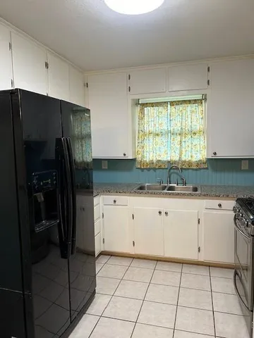 $1,550 | 1013 Red Oak Street, Azle, TX 76020