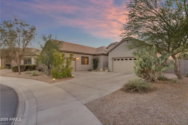 $784,900 | 18199 West Buckhorn Drive, Goodyear, AZ 85338