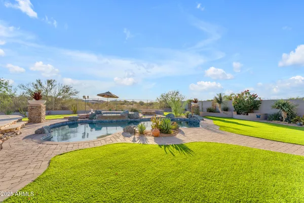 $784,900 | 18199 West Buckhorn Drive, Goodyear, AZ 85338