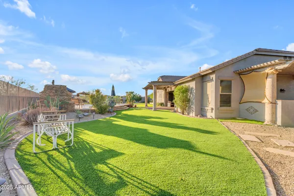 $784,900 | 18199 West Buckhorn Drive, Goodyear, AZ 85338