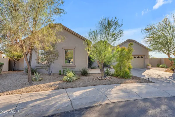 $784,900 | 18199 West Buckhorn Drive, Goodyear, AZ 85338
