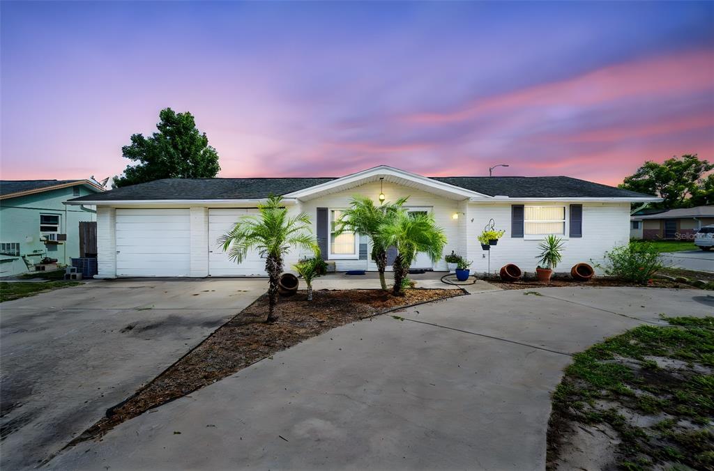 7923 Foxbloom Drive Port Richey, FL 34668 - Photo 13 of 41