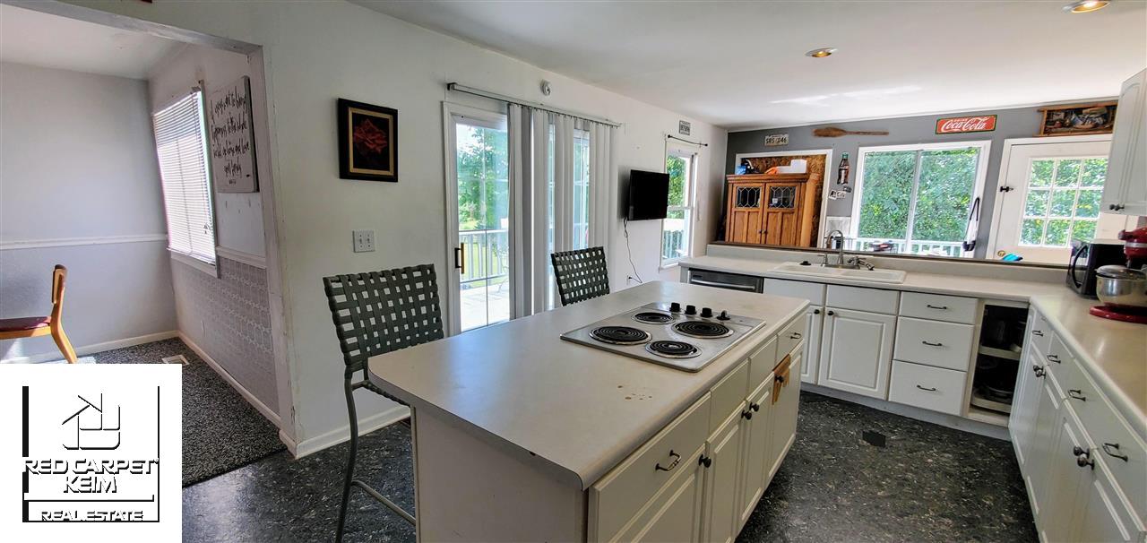 5543 Coldwater Road Lapeer, MI 48446 - Photo 12 of 39 50052803-11.JPG