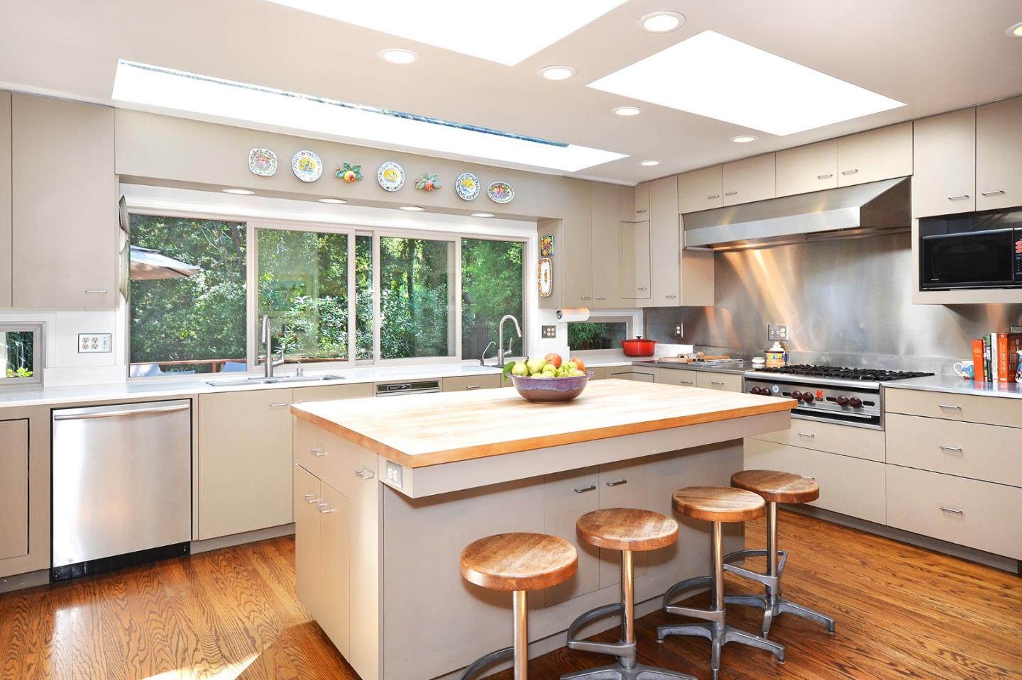 256 Meadow Road Santa Cruz, CA 95060 - Photo 19 of 50 Gallery Image 19