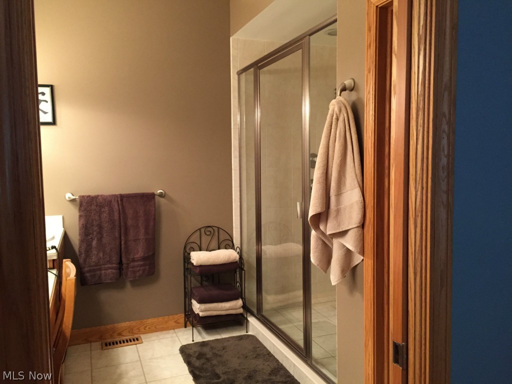 2205 Plymouth Ridge Road Ashtabula, OH 44004 - Photo 12 of 23