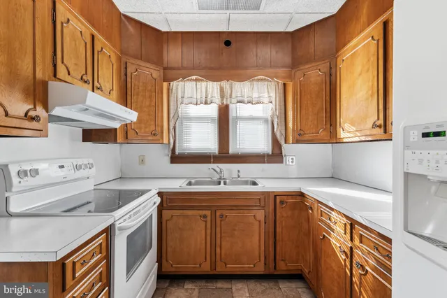 $315,000 | 29 South 6th Street, Quakertown, PA 18951