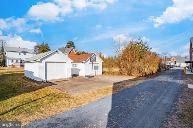 $315,000 | 29 South 6th Street, Quakertown, PA 18951