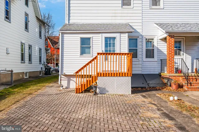 $315,000 | 29 South 6th Street, Quakertown, PA 18951