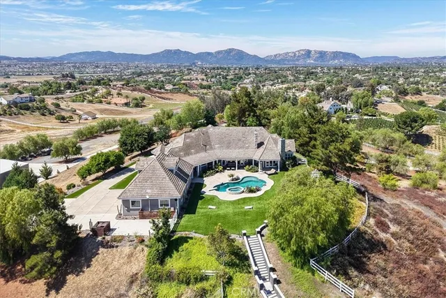 $2,695,000 | 42160 Calle Barbona, Temecula, CA 92592