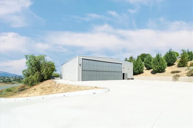 $2,695,000 | 42160 Calle Barbona, Temecula, CA 92592