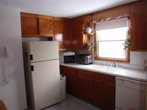 51 Silvin Road Chicopee, MA 01013 - Photo 3 of 9 Gallery Image 3