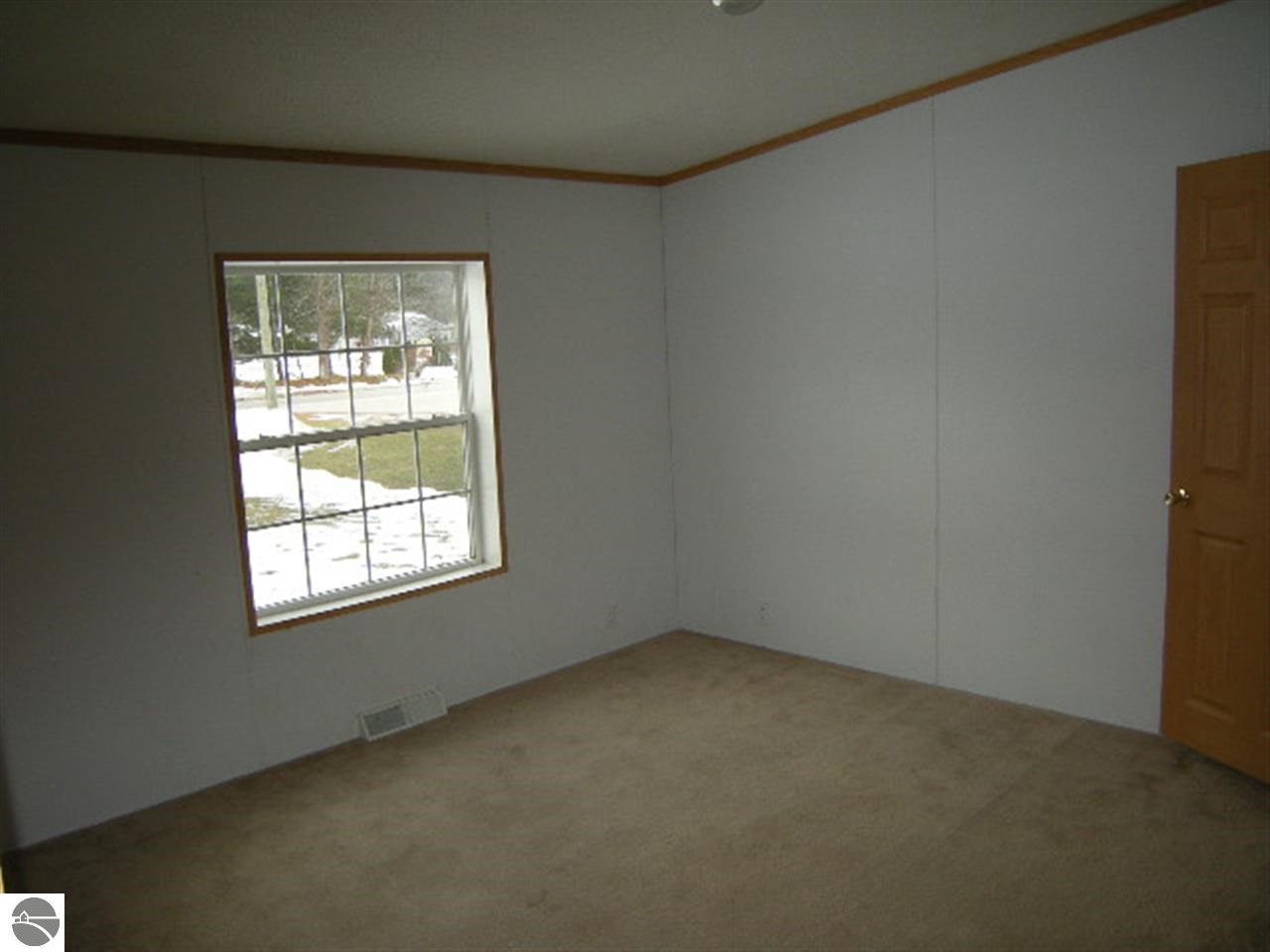 5266 Vance Road Grawn, MI 49637 - Photo 9 of 13 1780577-8.JPG