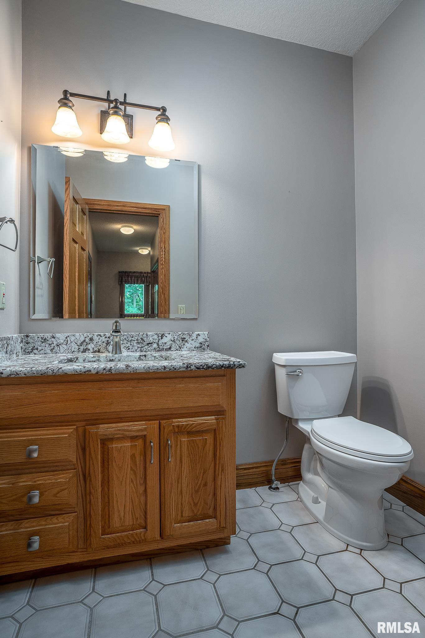 6761 Ridges Court Bettendorf, IA 52722 - Photo 15 of 38 Gallery Image 15