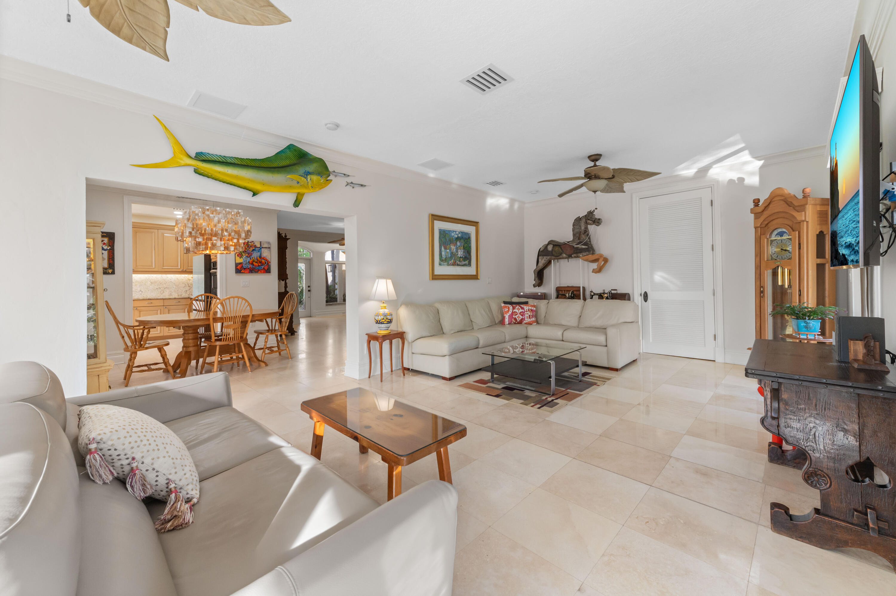 746 West Palmetto Park Road Boca Raton, FL 33486 - Photo 19 of 60 Living Room