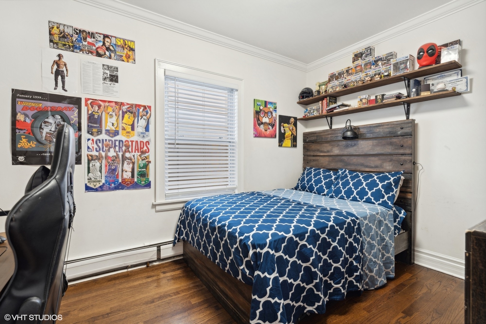 2819 North Rutherford Avenue Chicago, IL 60634 - Photo 20 of 28 a bedroom with a bed and wooden floor