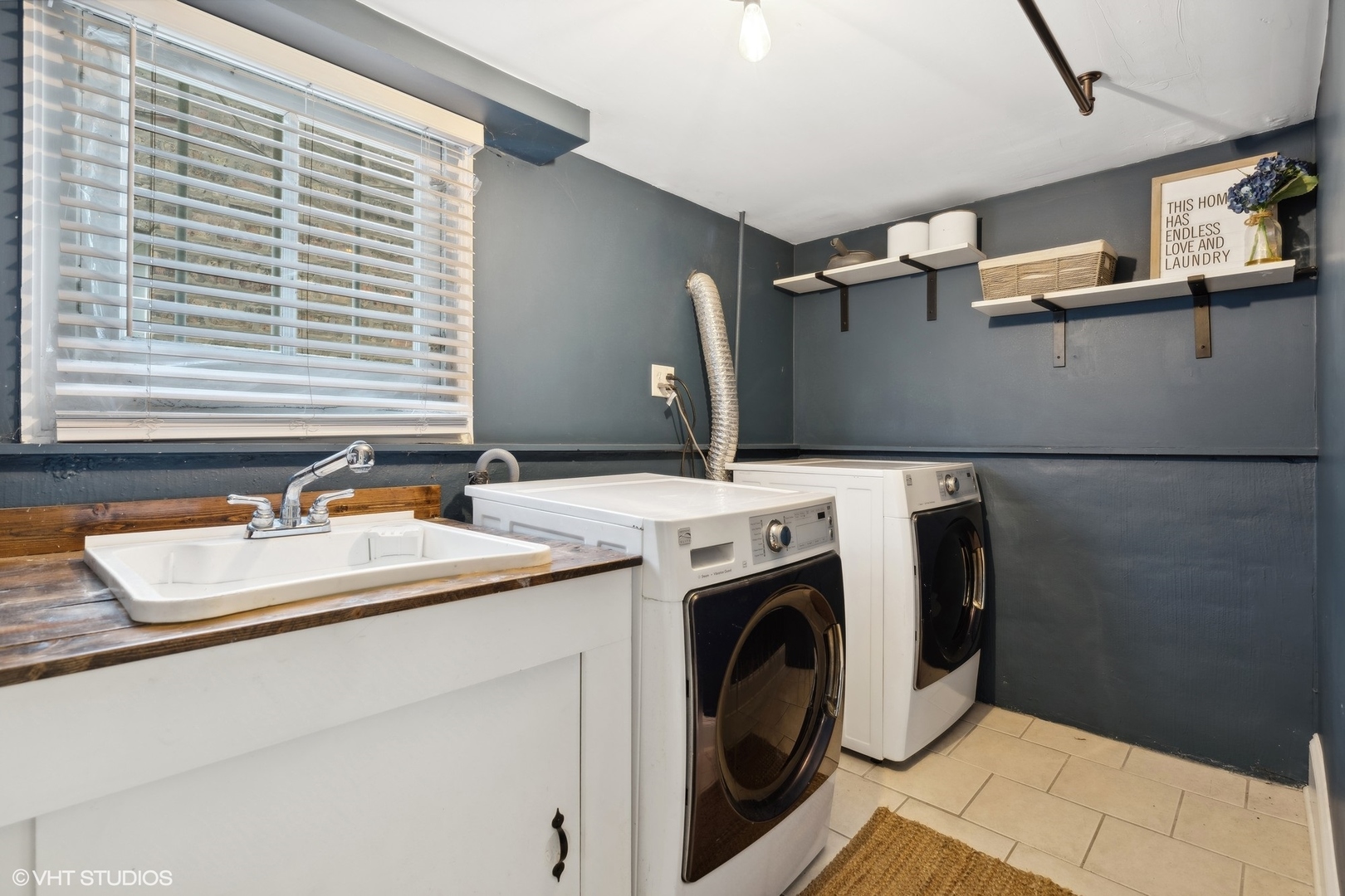 2819 North Rutherford Avenue Chicago, IL 60634 - Photo 23 of 28 a utility room with dryer and washer