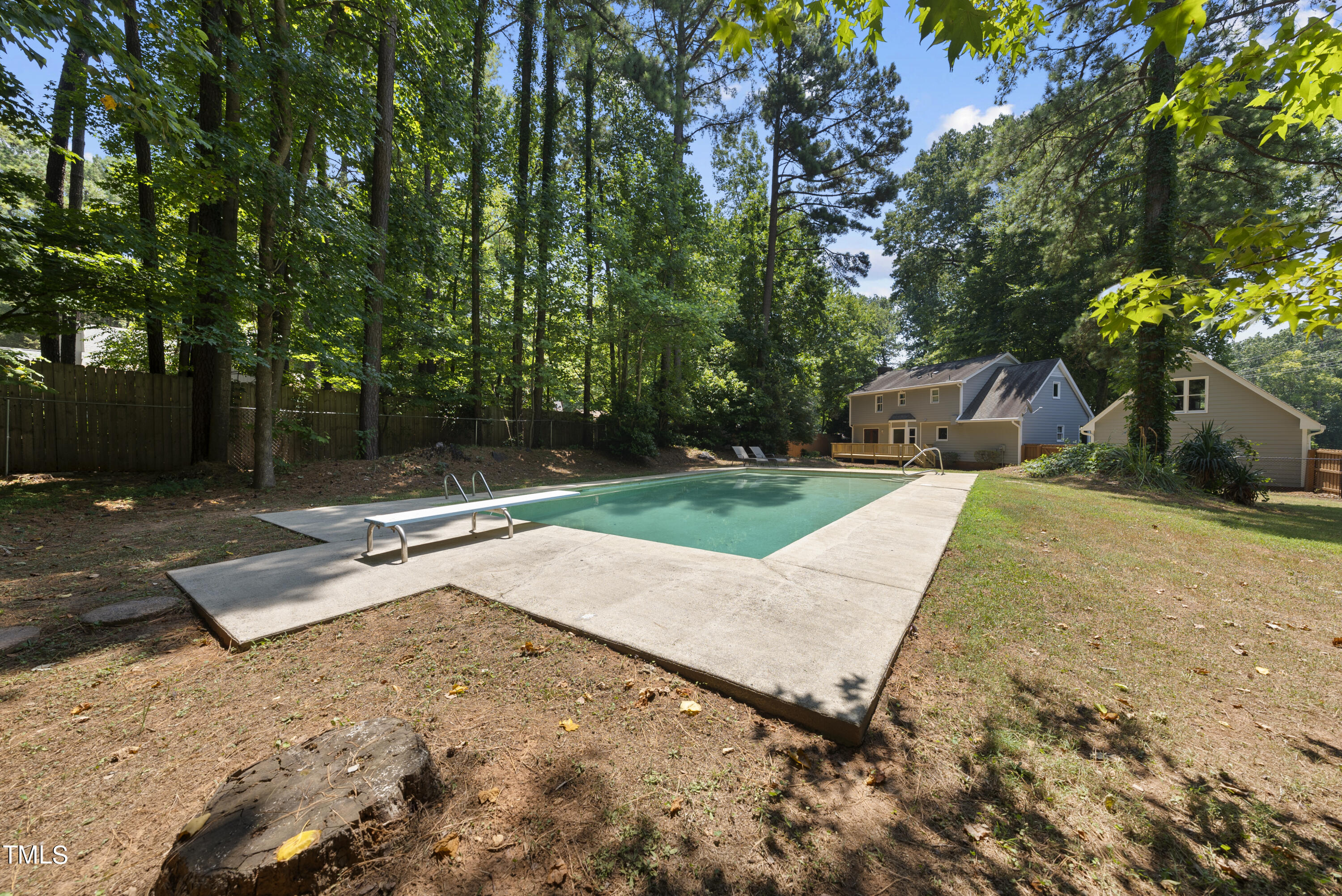 8100 Kingsland Drive Raleigh, NC 27613 - Photo 34 of 37 DSC02851